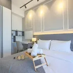 Continew Trx Corner House +2 Balconies +2 Rooms