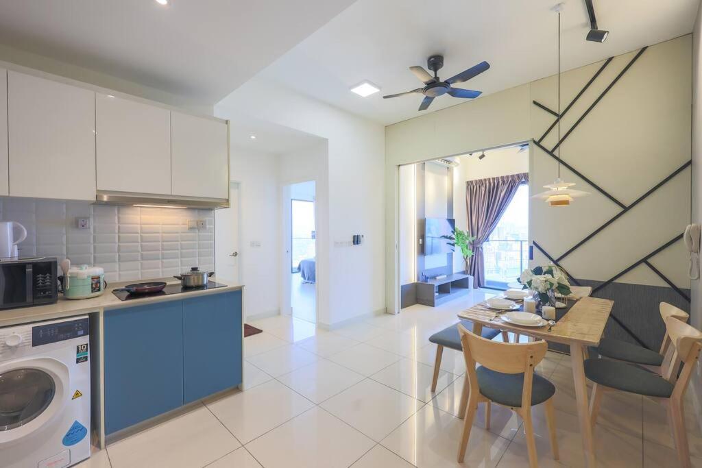 Continew Trx Corner House +2 Balconies +2 Pangsapuri Kuala Lumpur