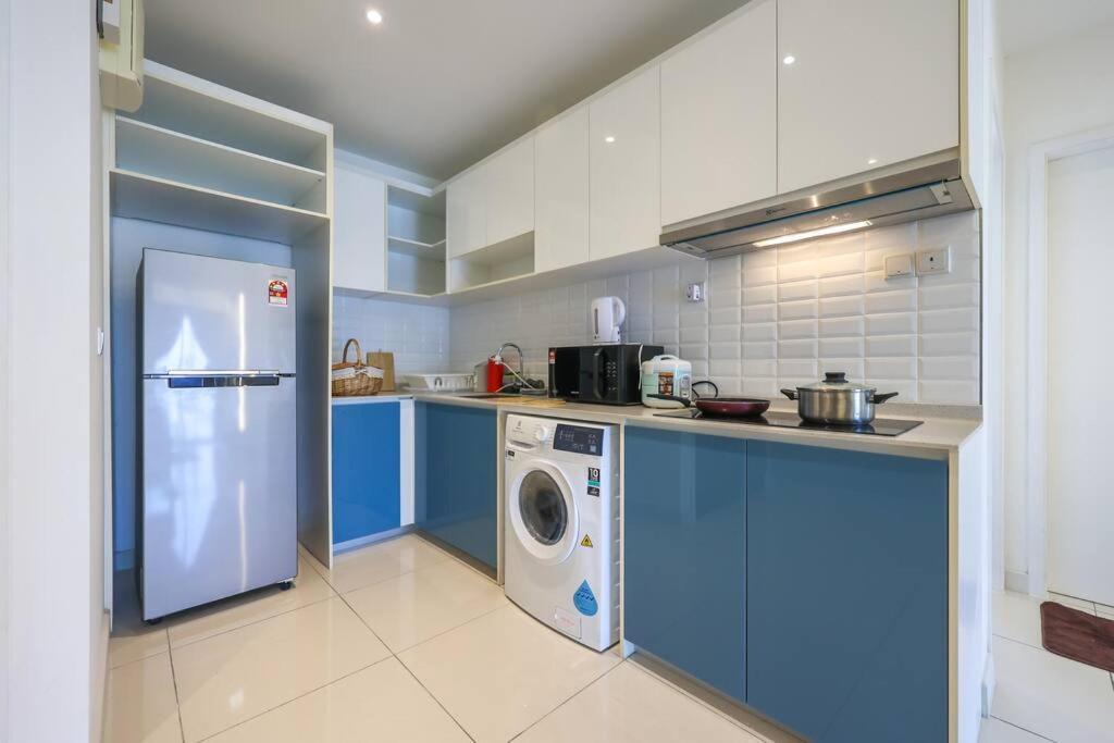 Continew Trx Corner House +2 Balconies +2 * Kuala Lumpur